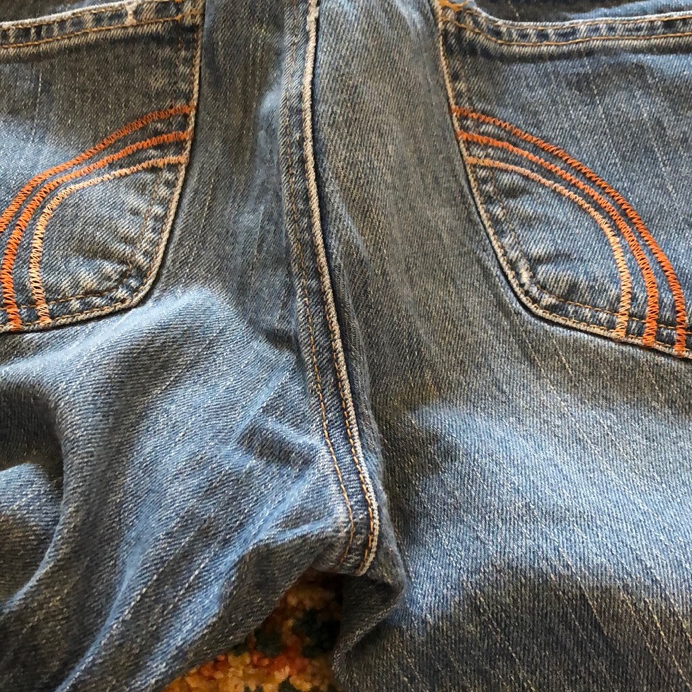 Hollister 9L